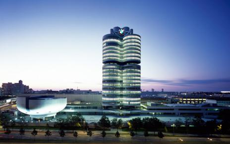 1 | BMW-Museum, Außenansicht