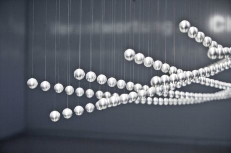 4 | Haus Design – kine­ti­sche Skulptur